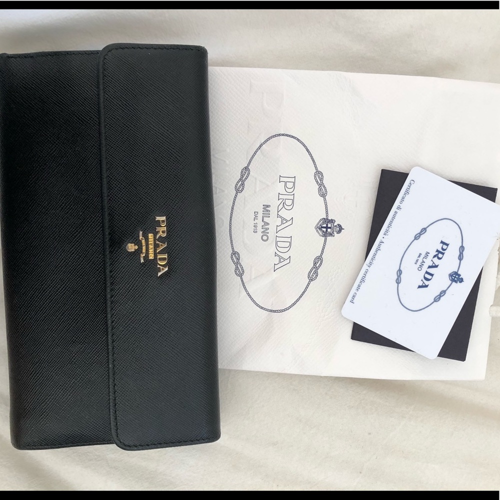 Authentic Prada Wallet!
